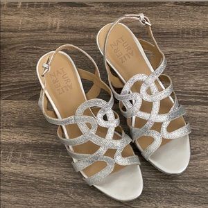 Sparkly Naturalizer Heels!